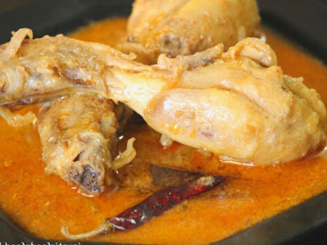 Bangladeshi Chicken Korma